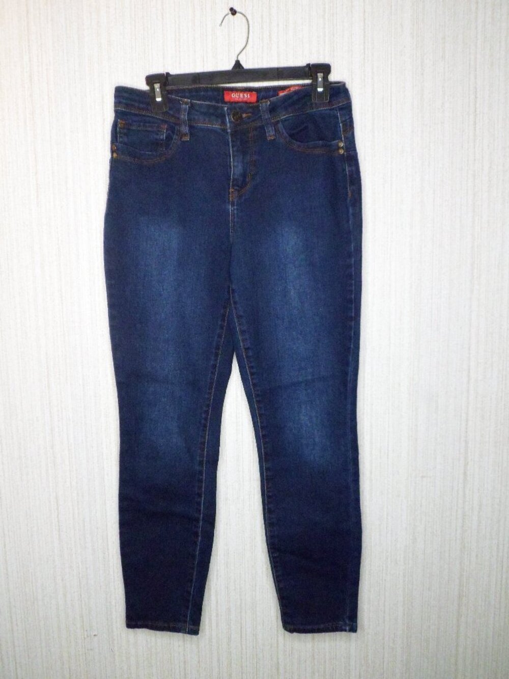 Ladies Guess Jeans Size 29